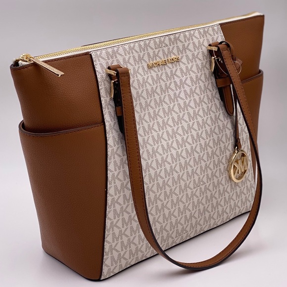 Michael Kors Charlotte Tote Vanilla - Picture 3 of 9